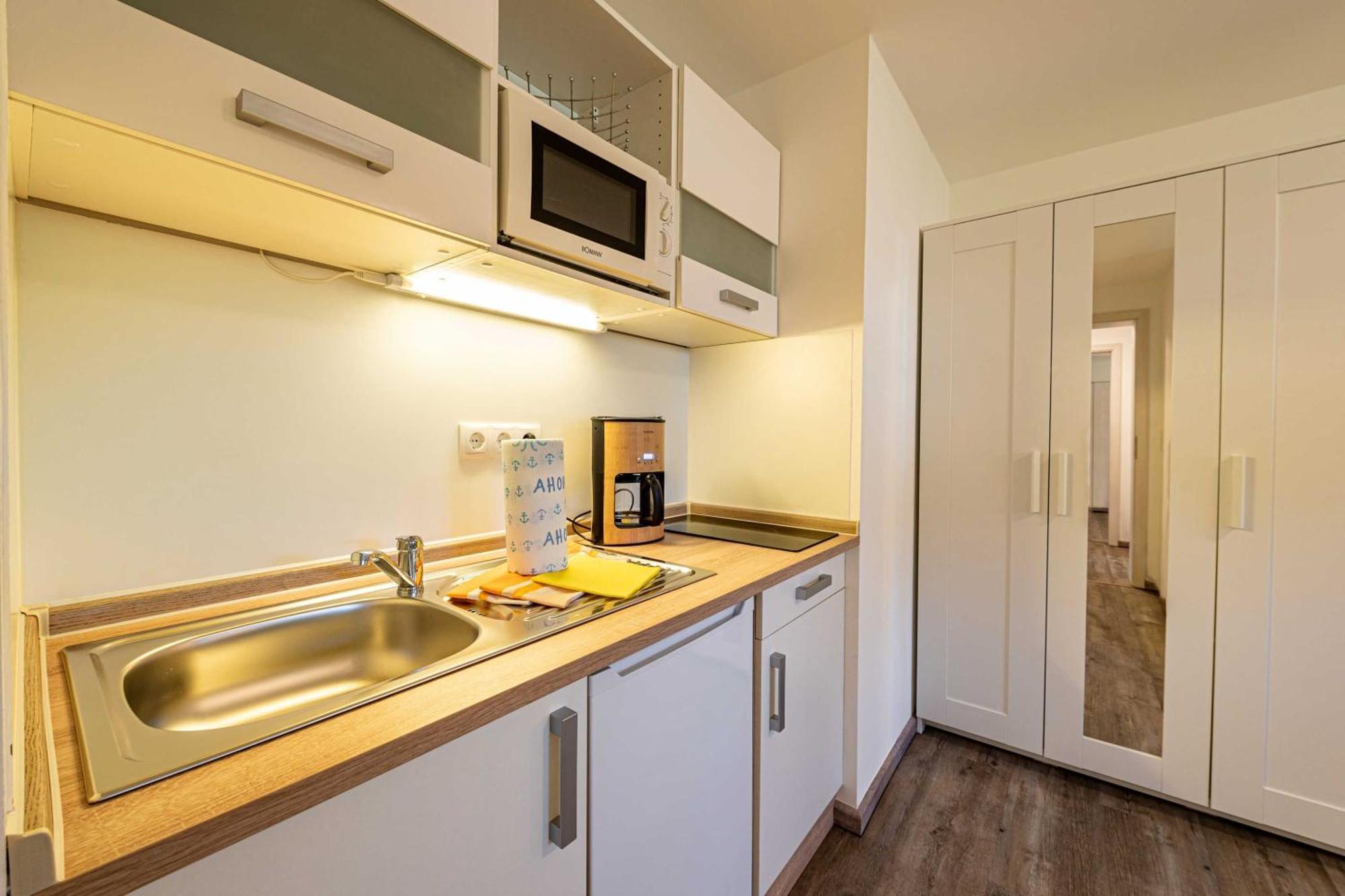 Selliner Ferienappartements Mit Balkon Und Seeblick Екстериор снимка