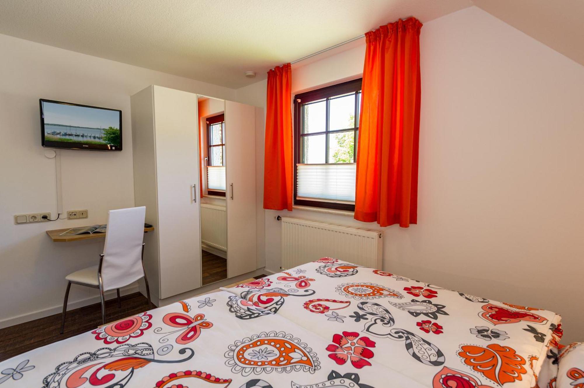 Selliner Ferienappartements Mit Balkon Und Seeblick Екстериор снимка