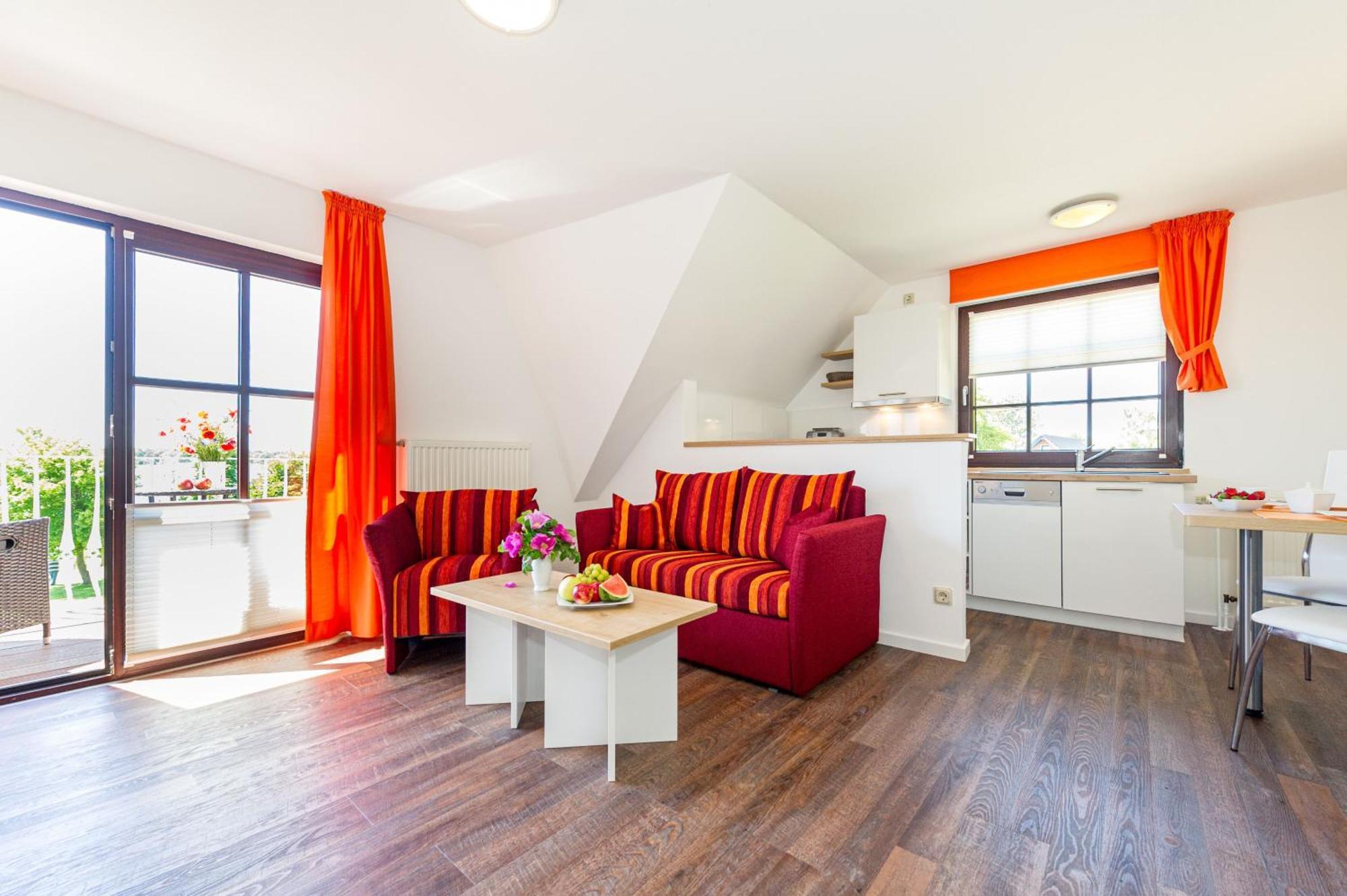 Selliner Ferienappartements Mit Balkon Und Seeblick Екстериор снимка